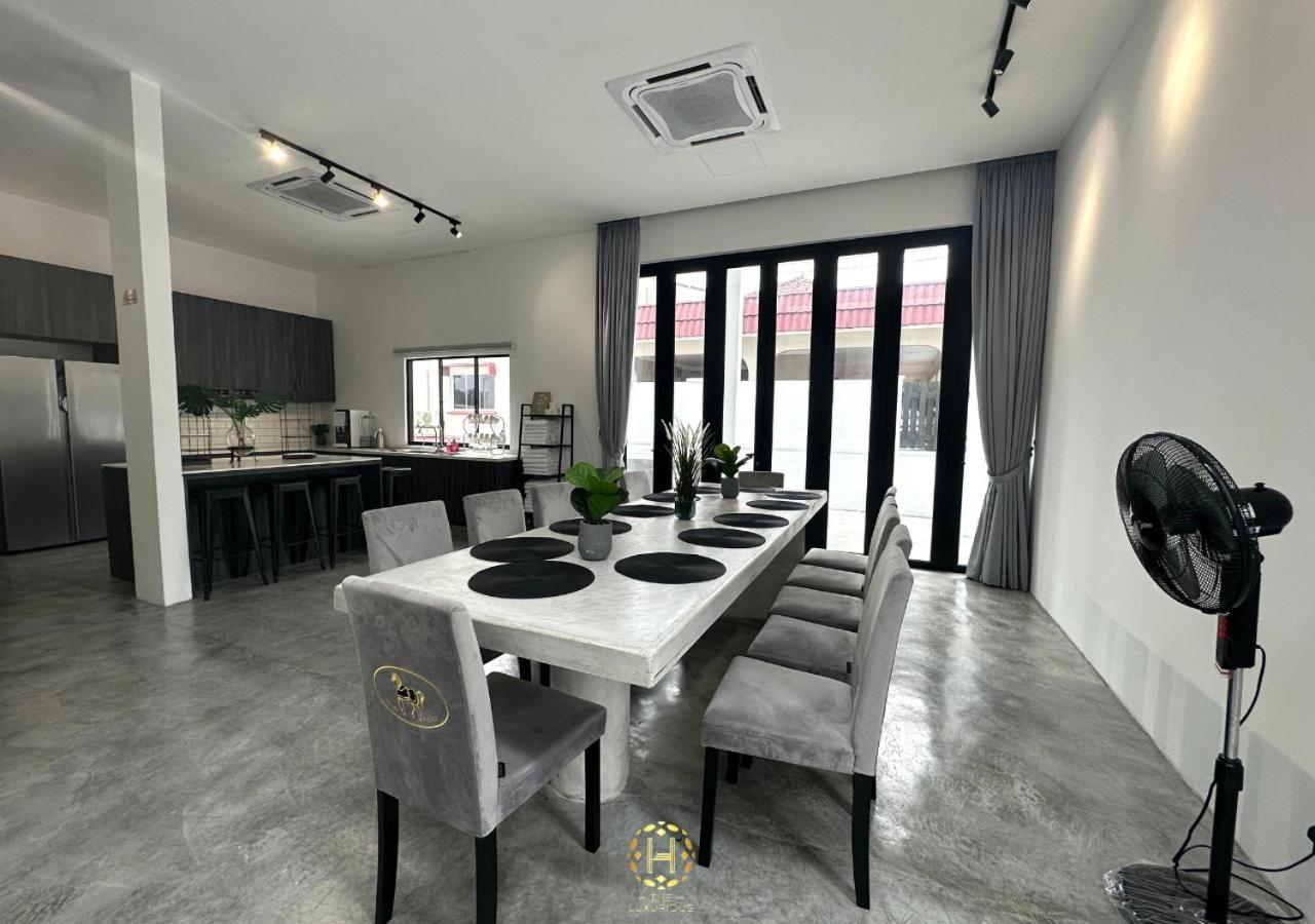 The Luxurious 27, Johor Bahru Vila Exterior foto
