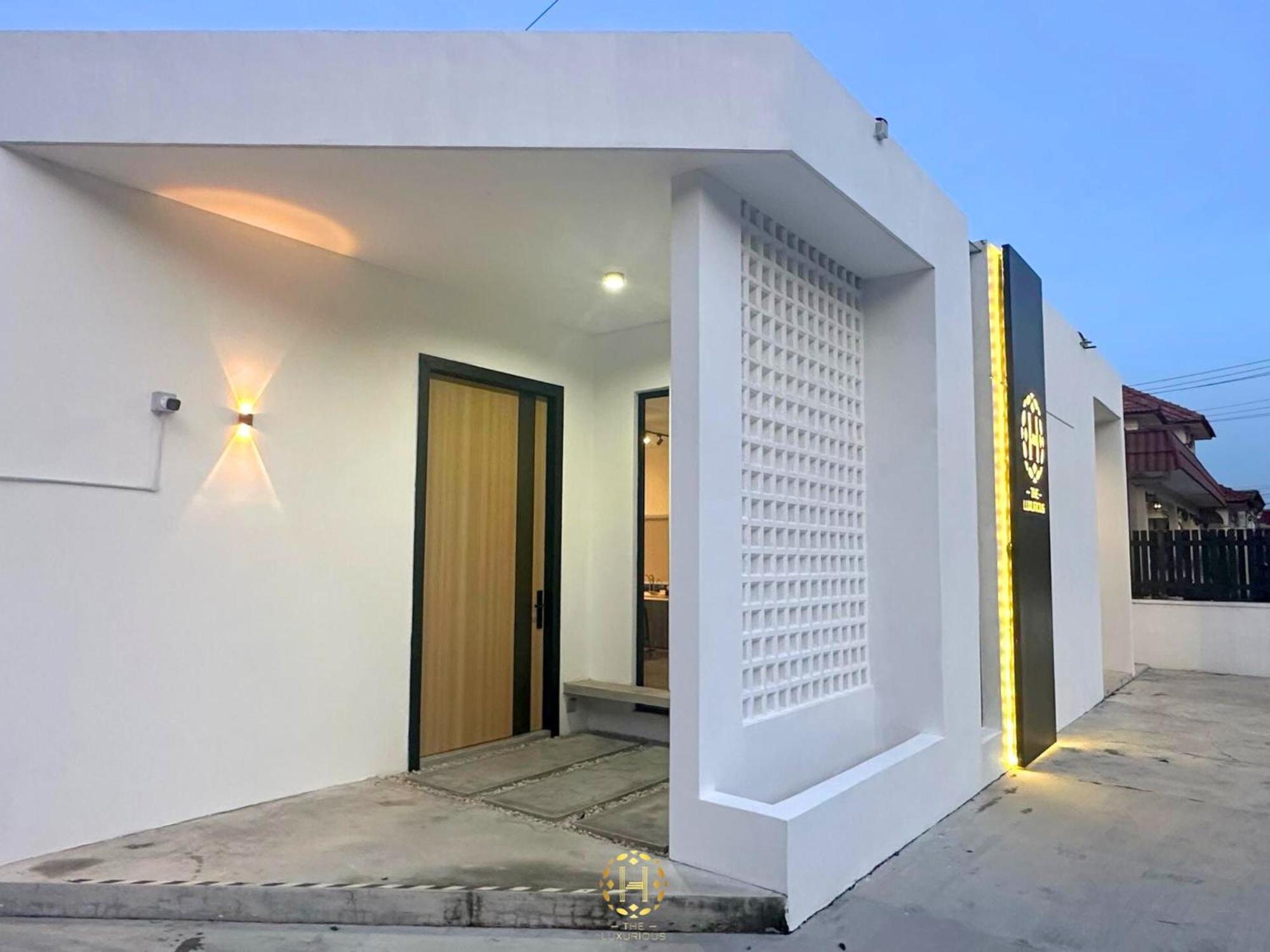The Luxurious 27, Johor Bahru Vila Exterior foto